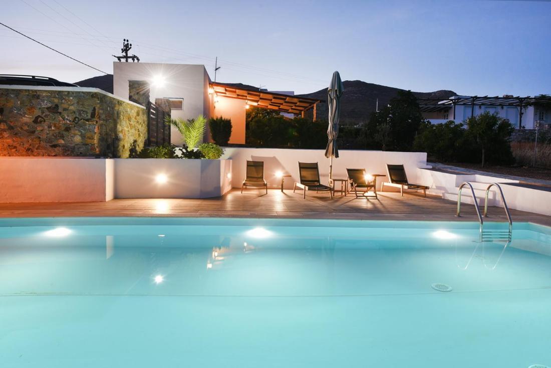 Flora'S Beach And Pool Villa In Syros Liaropa Exterior foto